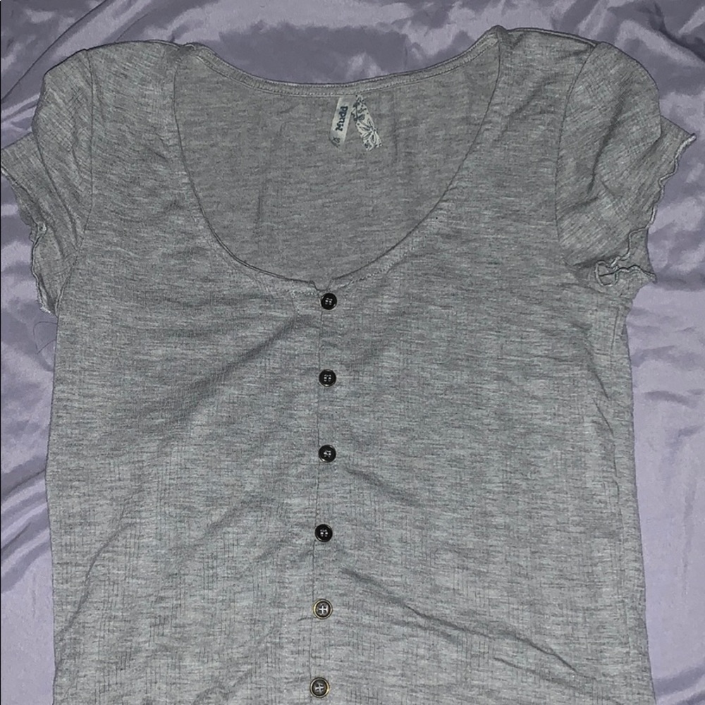 crop tee